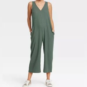 Universal Thread Cropped Jumpsuit - Green NWT